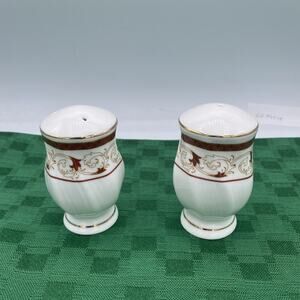 Vintage Gold Coast Salt & Pepper Shakers 22kt Gold 3” Tall